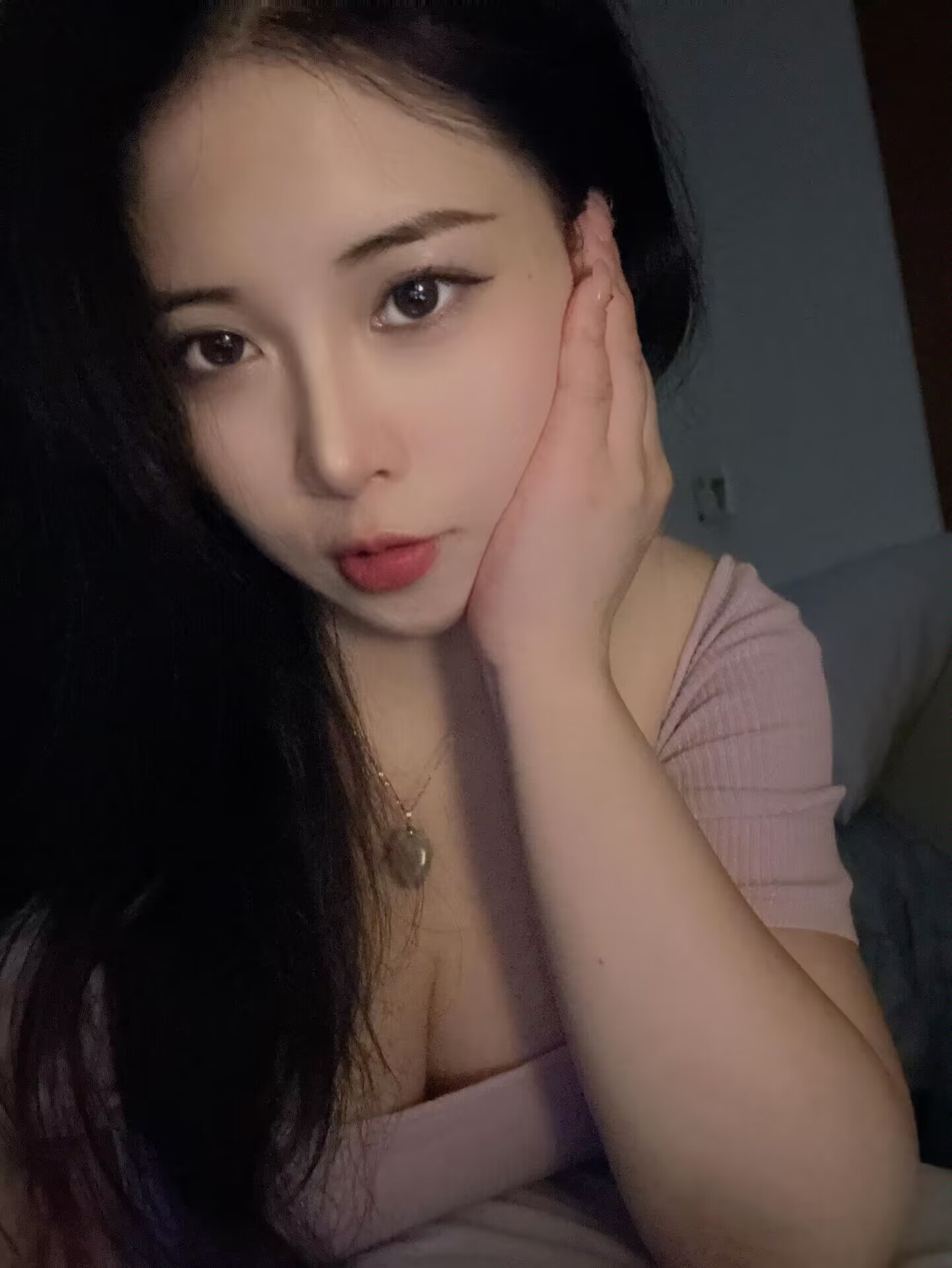 成都炸街款顶级少妇 (图2)