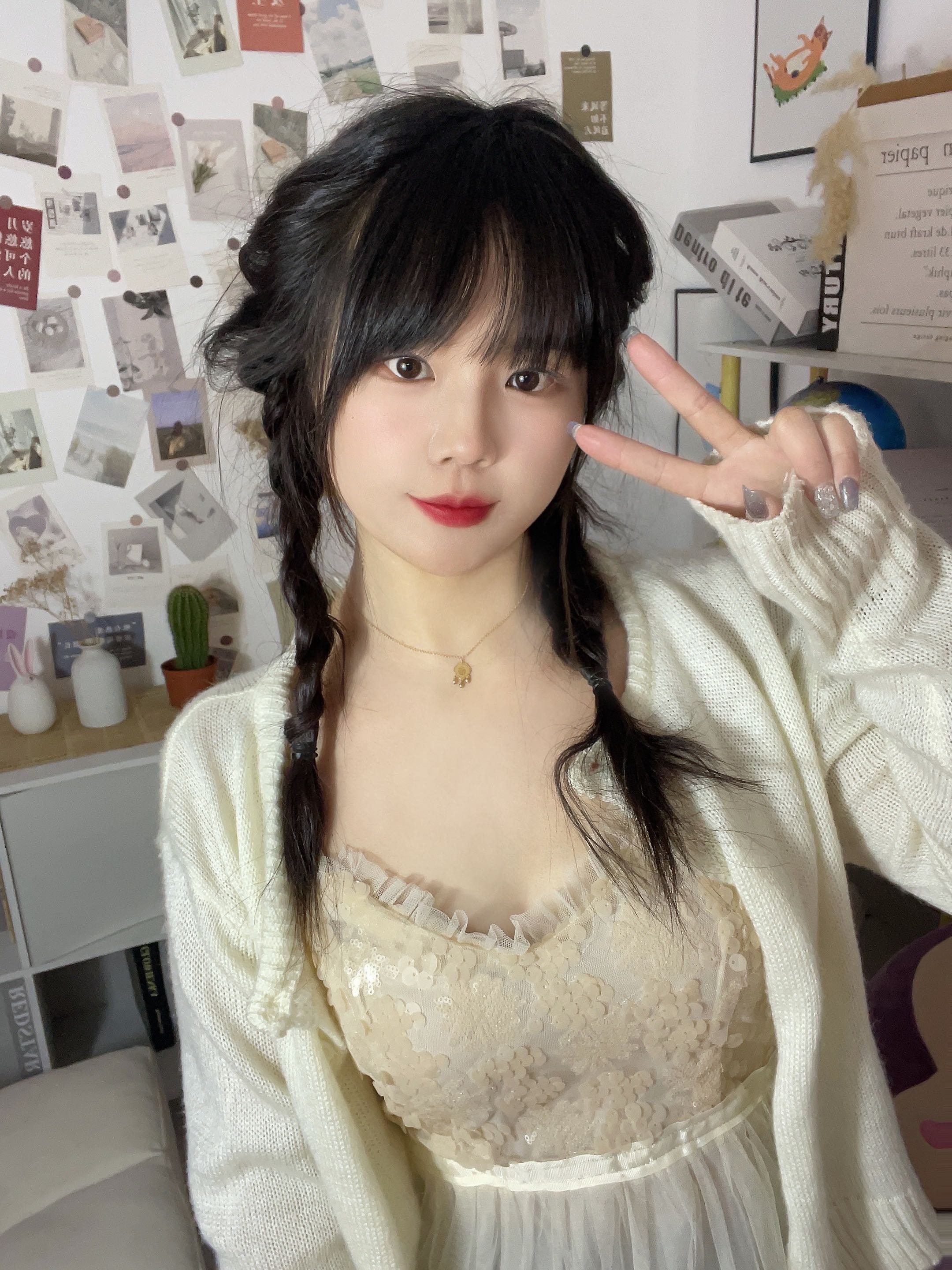 成都大学生嫩模兼职(图1)