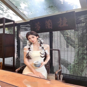 成都个人兼职，性感美丽，皮肤白皙